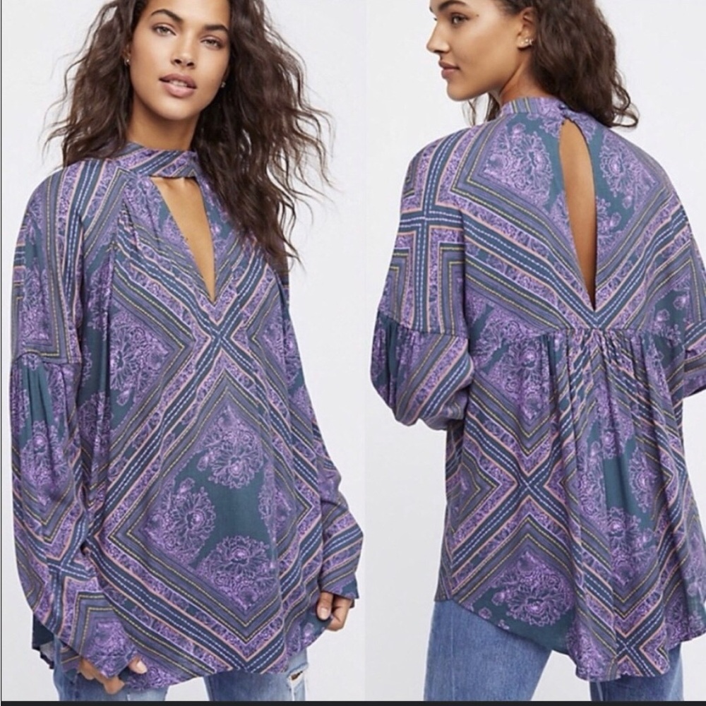 Free People Walking on a Dream keyhole tunic top purple/gray bohemian print. S